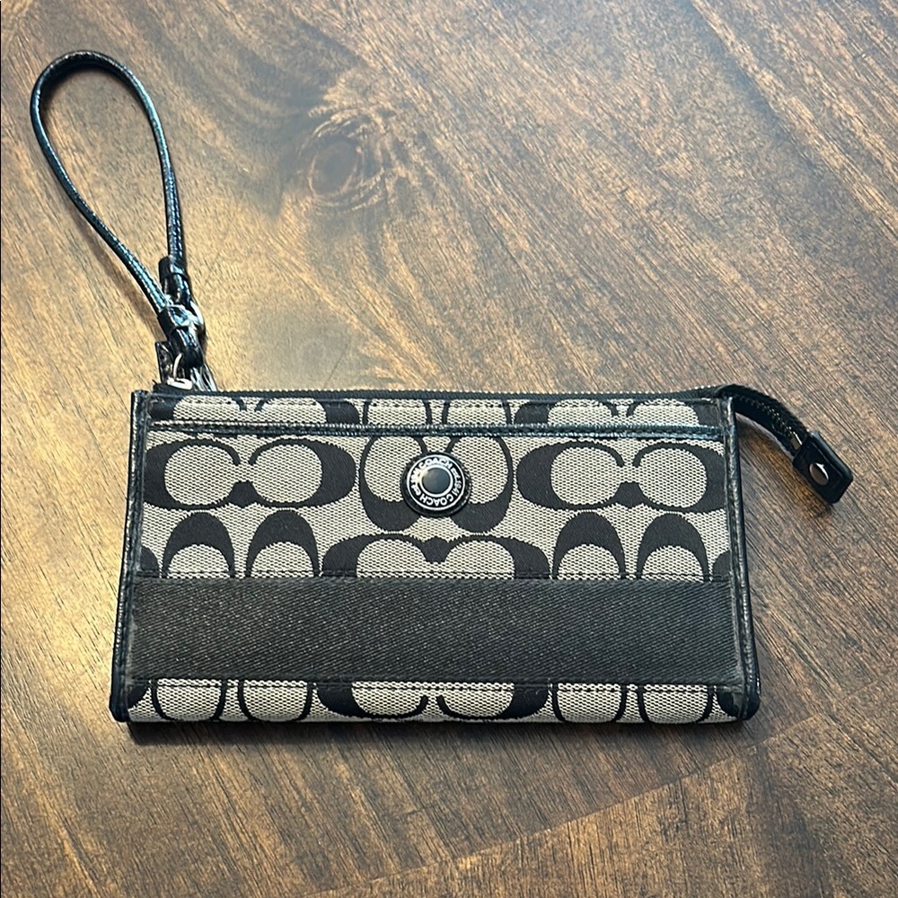Coach Monogram Black and Gray Wristlet Vintage